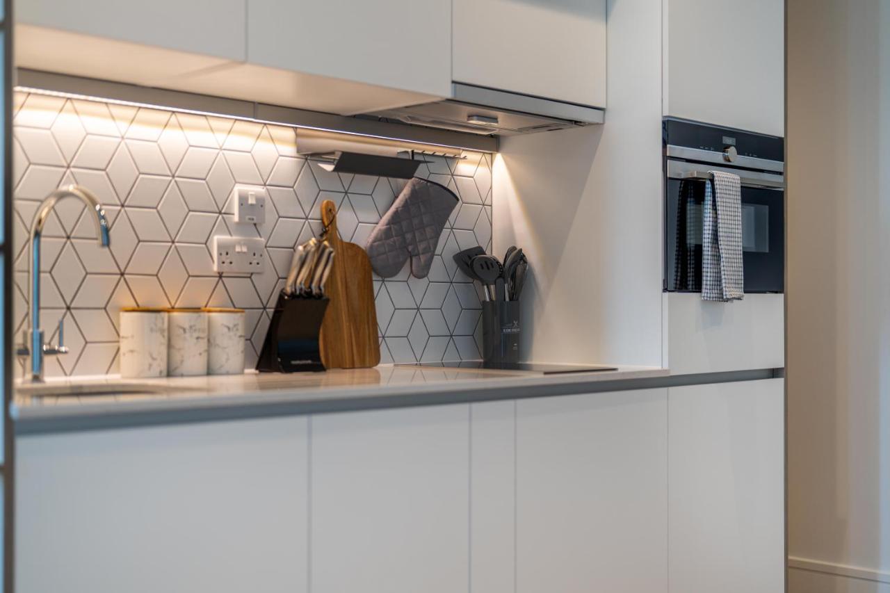Cozy Apartments - Free Wifi And Parking Onsite Feltham Екстер'єр фото