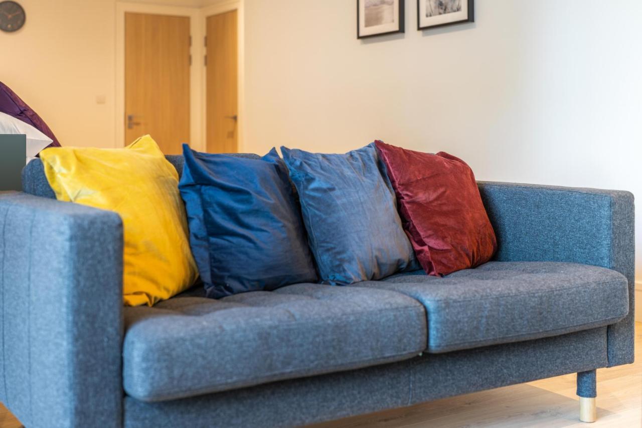 Cozy Apartments - Free Wifi And Parking Onsite Feltham Екстер'єр фото